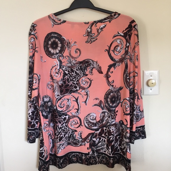 Investments Petites Top - Picture 2 of 7